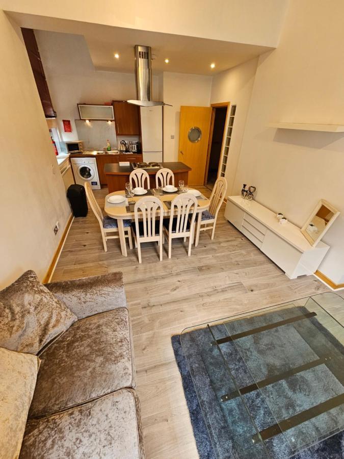 65 Renfield St 2 Bed Apartment 格拉斯哥 外观 照片